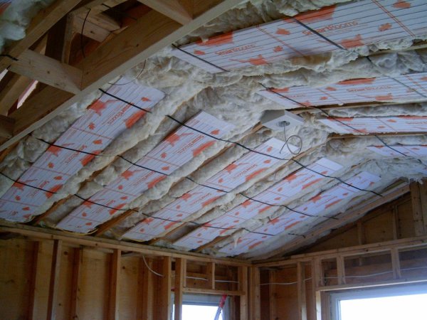 système de chauffage radiant électrique au plafond